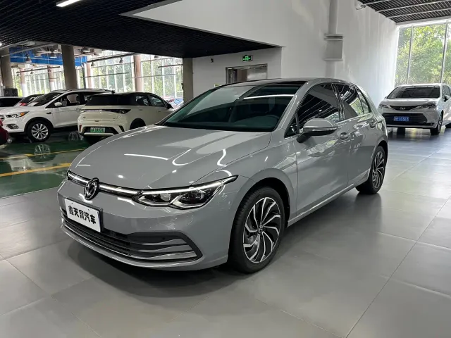 Фотография автомобиля — Volkswagen Golf