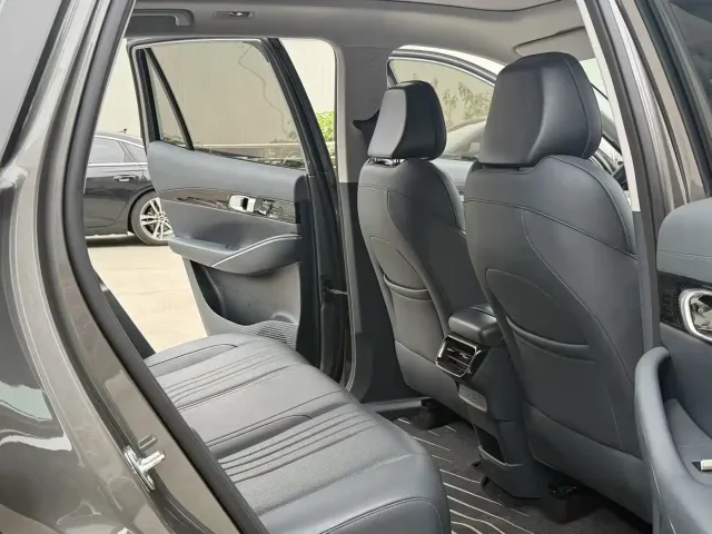 Geely Galaxy E5 — Фото автомобиля 5