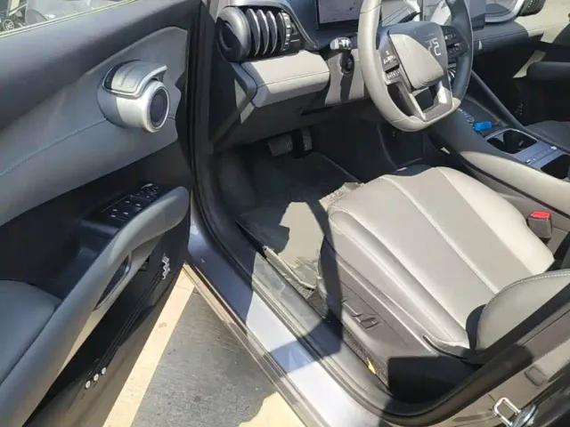 BYD Yuan PLUS — Фото автомобиля 15