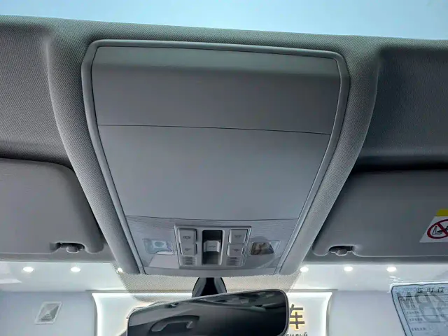 Volkswagen Passat — Фото автомобиля 23