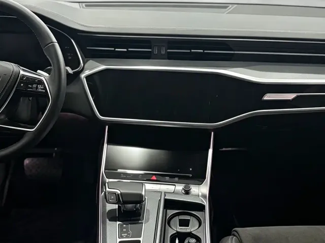 Audi A7L — Фото автомобиля 4