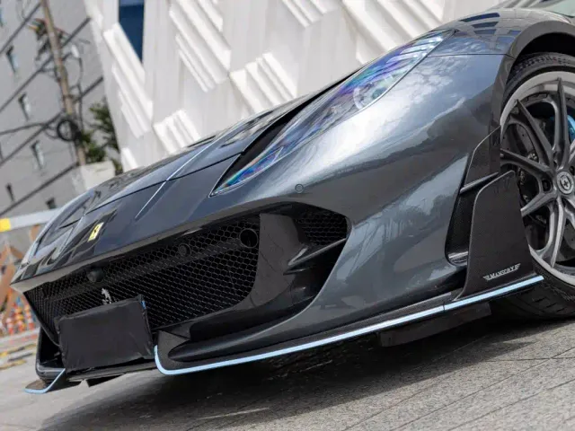 Ferrari 812 — Фото автомобиля 9
