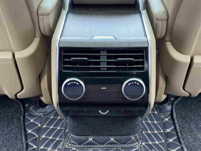 Land Rover Range Rover — Фото автомобиля 15