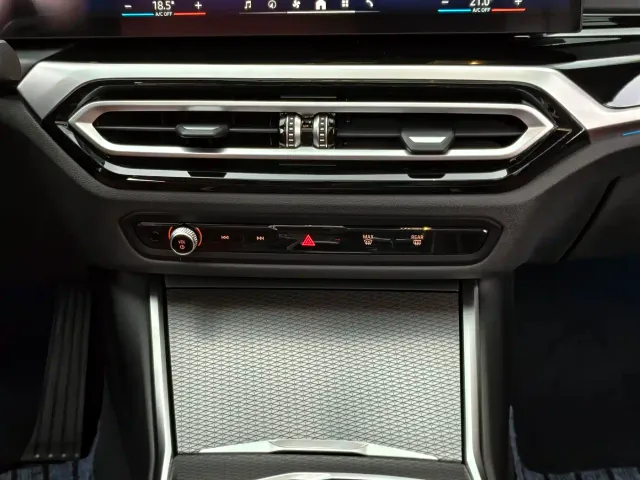 BMW 3 Series — Фото автомобиля 10