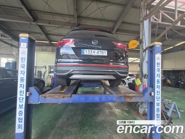 Volkswagen Tiguan — Фото автомобиля 2