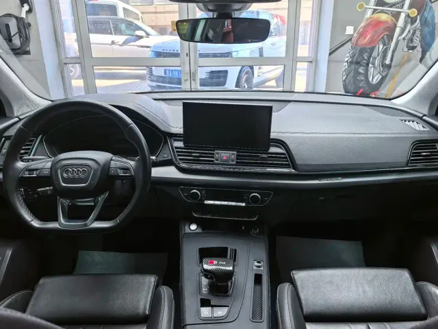 Audi Audi Q5L 2024 Model 40 TFSI Fashion Dynamic — Фото автомобиля 11