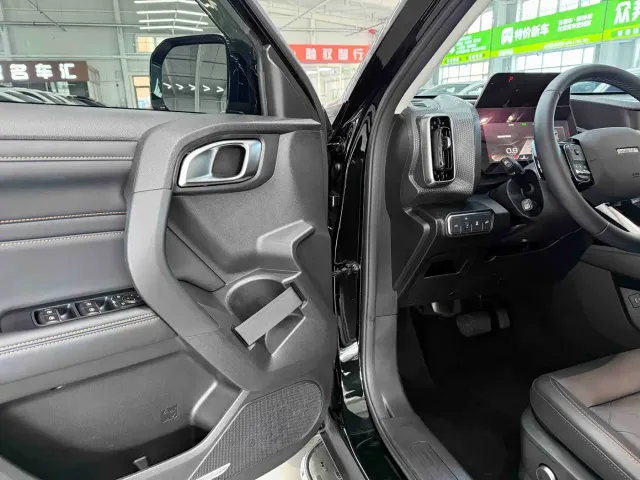 Haval Big Dog — Фото автомобиля 9