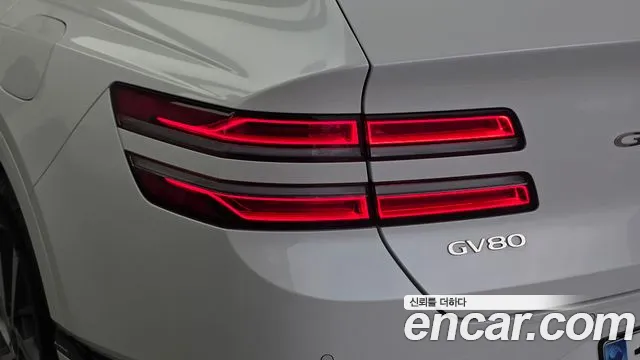 Genesis GV80 — Фото автомобиля 8
