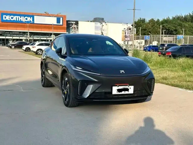 Roewe Feifan R7 — Фото автомобиля 2