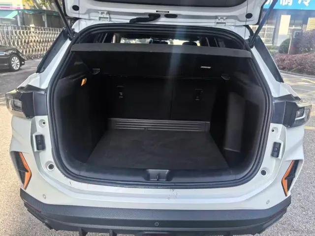 Dongfeng Yixuan GS — Фото автомобиля 17