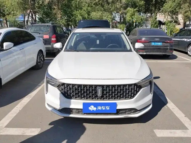 Bestune B70 — Фото автомобиля 2