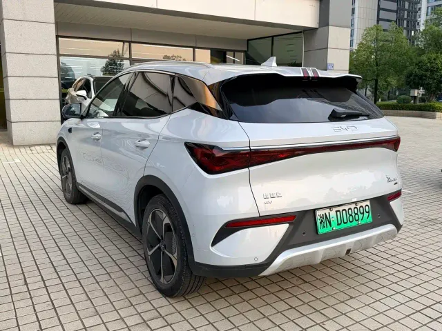 BYD Yuan PLUS — Фото автомобиля 5