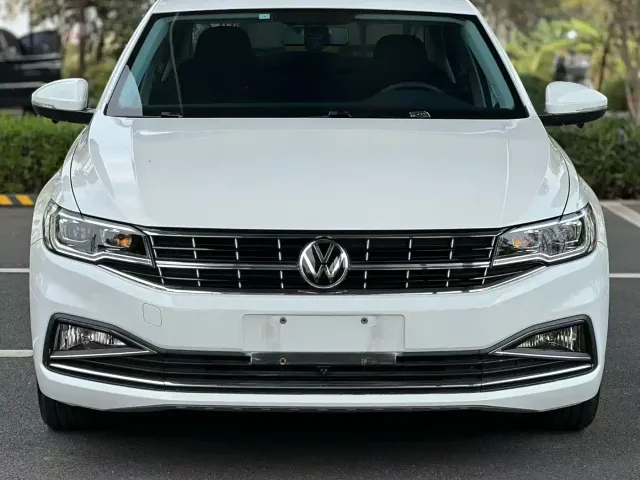 Volkswagen Bora — Фото автомобиля 3