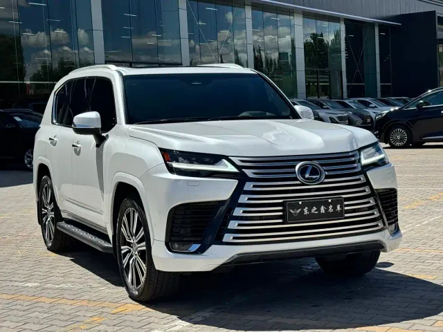 Lexus LX — Фото автомобиля 5