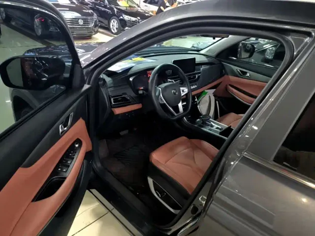 Changan CS75 — Фото автомобиля 15