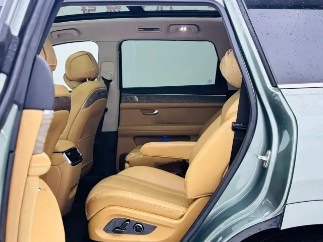 AITO Wenjie AITO M7 2022 1.5T RWD Comfort Edition — Фото автомобиля 14