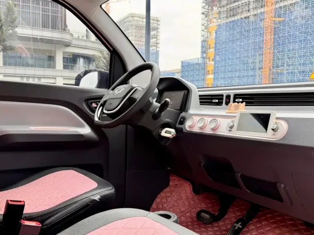 Wuling Hongguang Mini EV — Фото автомобиля 10