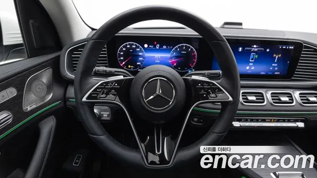 Mercedes-Benz GLE-Class — Фото автомобиля 20