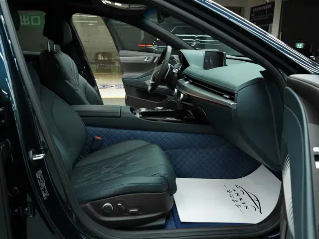 Genesis G80 — Фото автомобиля 6