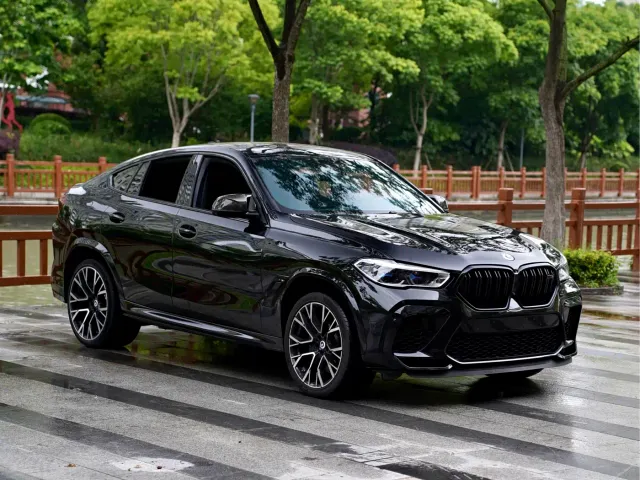 BMW X6 M — Фото автомобиля 3