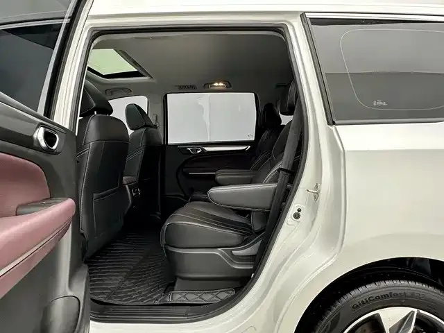 GAC Trumpchi M6 — Фото автомобиля 13
