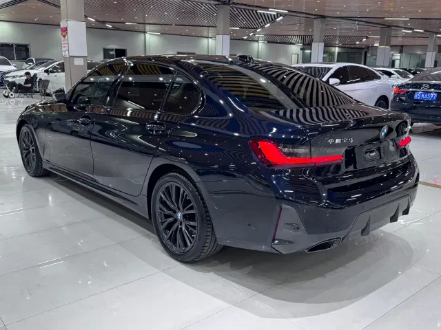 BMW 3 Series — Фото автомобиля 6
