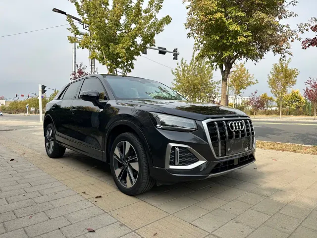 Audi Q2L — Фото автомобиля 2