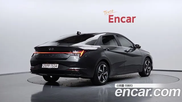 Hyundai AVANTE Inspiration — Фото автомобиля 2