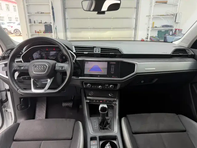 Audi Q3 — Фото автомобиля 13