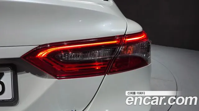 Toyota Camry — Фото автомобиля 20