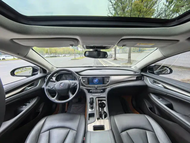 Buick LaCrosse — Фото автомобиля 11