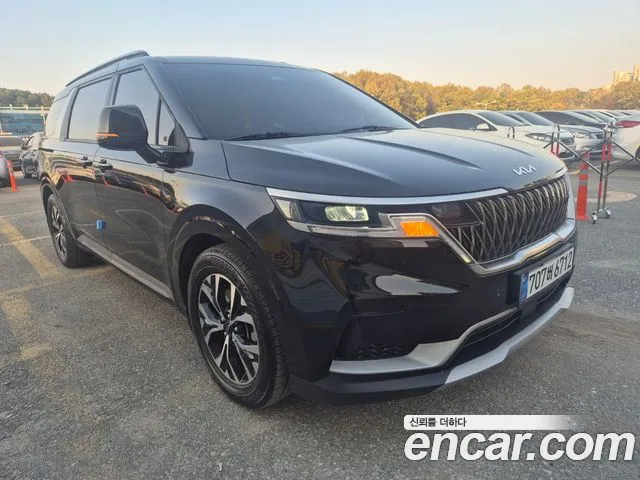Kia Canival Carnival 4 поколение 11 мест Prestige — Фото автомобиля 3
