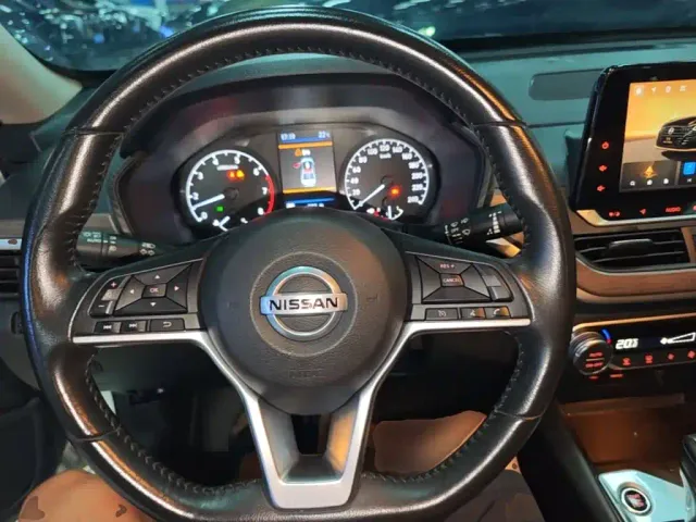 Nissan Teana — Фото автомобиля 10