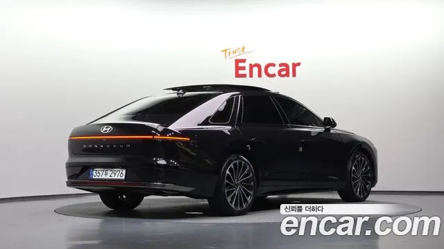 Hyundai Grandeur — Фото автомобиля 2