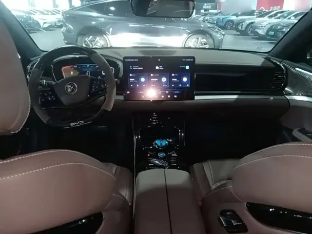 BYD Han — Фото автомобиля 5