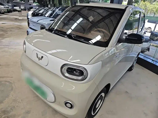 Фотография автомобиля — Wuling Hongguang Mini EV