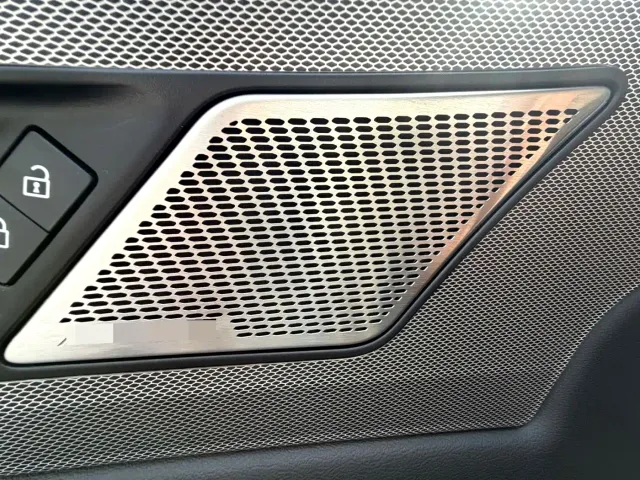 Jaguar XEL — Фото автомобиля 7