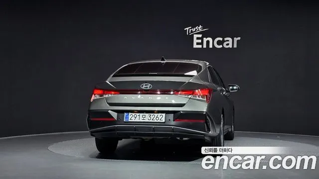 Hyundai Avante — Фото автомобиля 4
