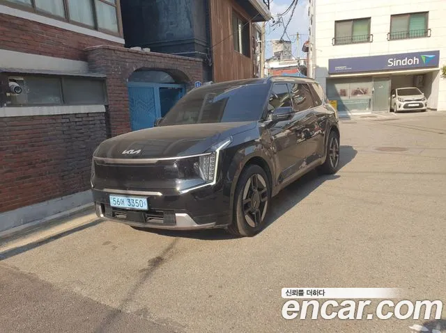Kia EV9 — Фото автомобиля 3