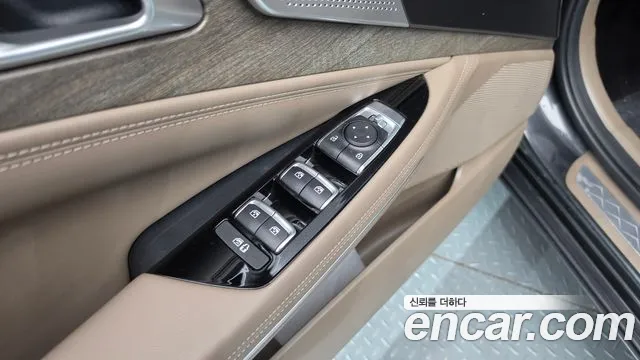 Kia K8 Hybrid — Фото автомобиля 29