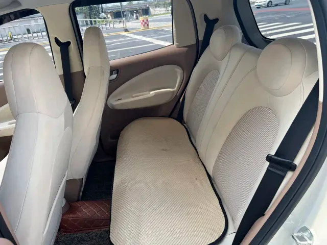 Wuling Hongguang Mini EV — Фото автомобиля 10