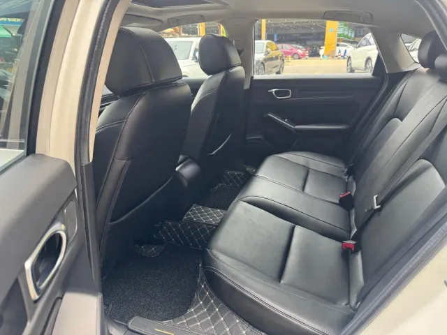 Honda Civic — Фото автомобиля 5