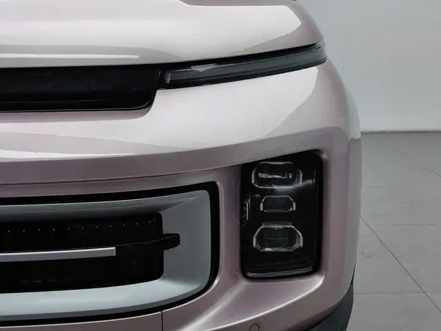 Geely ICON — Фото автомобиля 7