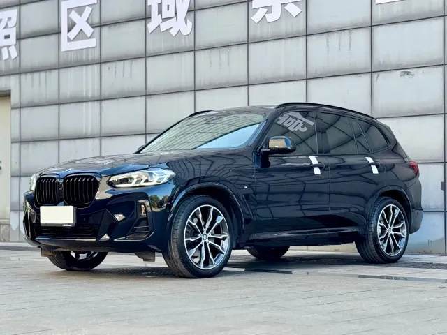 Фотография автомобиля — BMW X3