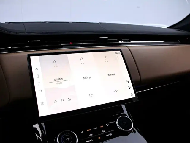Land Rover Range Rover Sport — Фото автомобиля 8