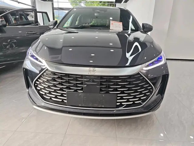 Фотография автомобиля — BYD Tang