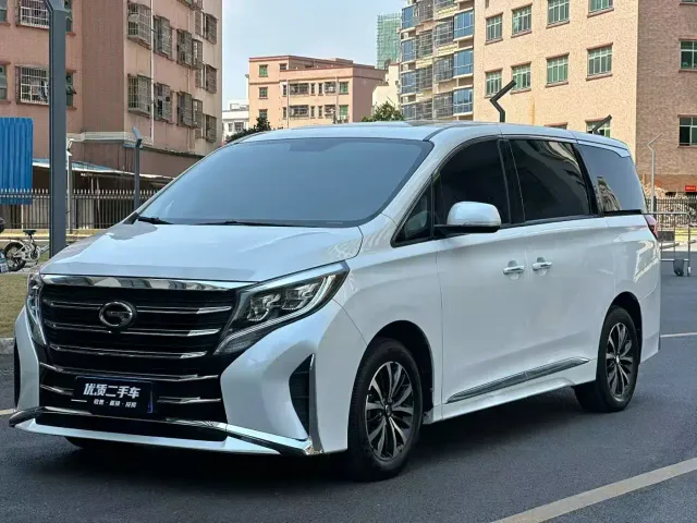 GAC Trumpchi M8 — Фото автомобиля 3