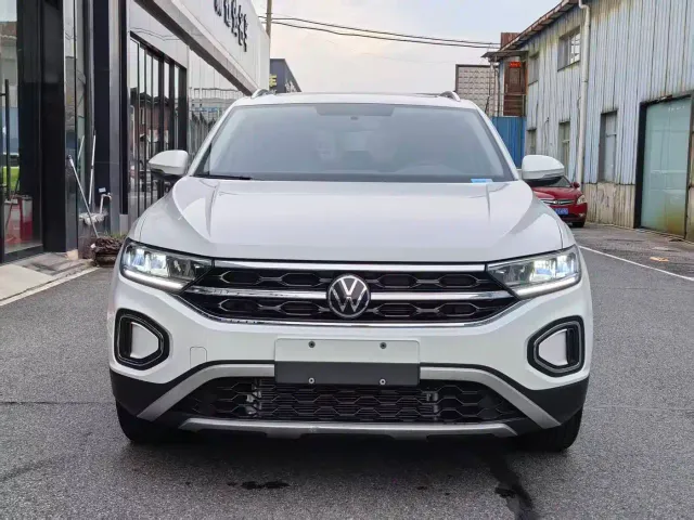 Volkswagen T-Roc — Фото автомобиля 2