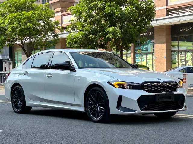BMW 3 Series — Фото автомобиля 3