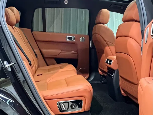 Li Auto L7 — Фото автомобиля 19